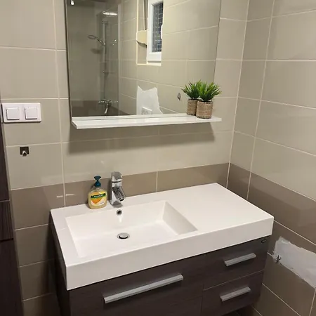 公寓 Adriablick-croatia *